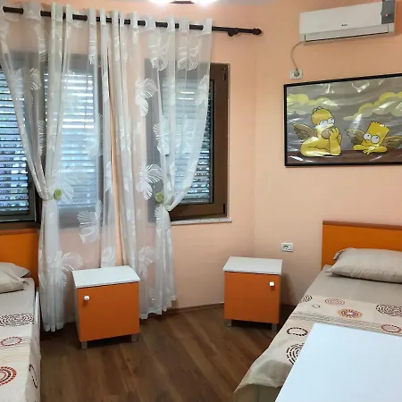 Meris 别墅 Durrës